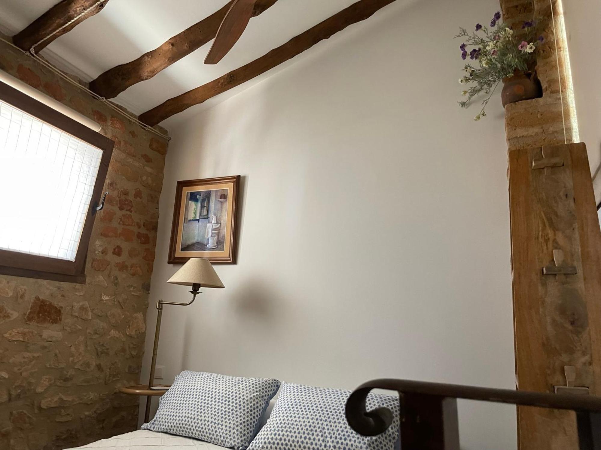 Hostal Alodia Alquézar Habitación foto