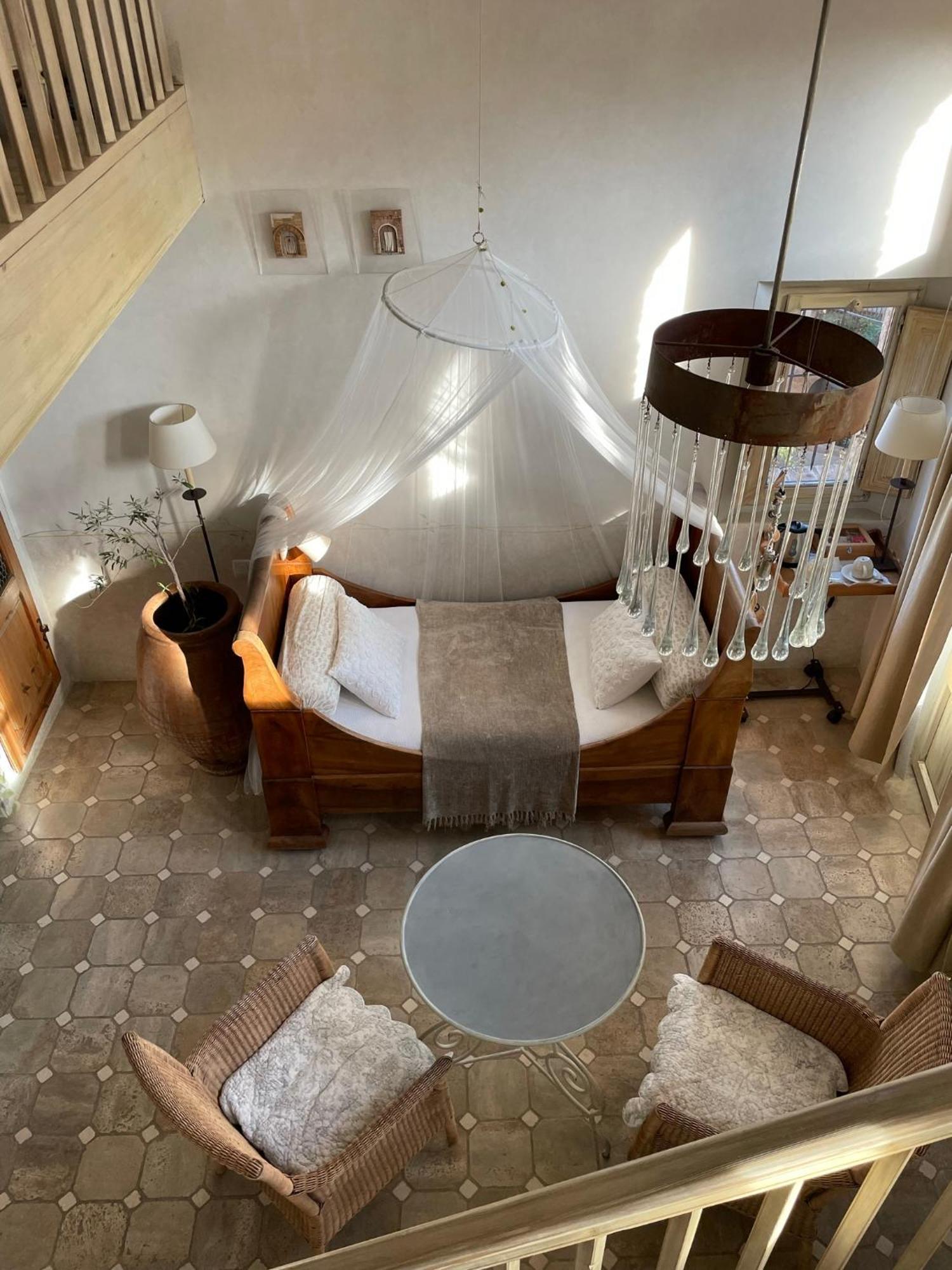 Hostal Alodia Alquézar Habitación foto