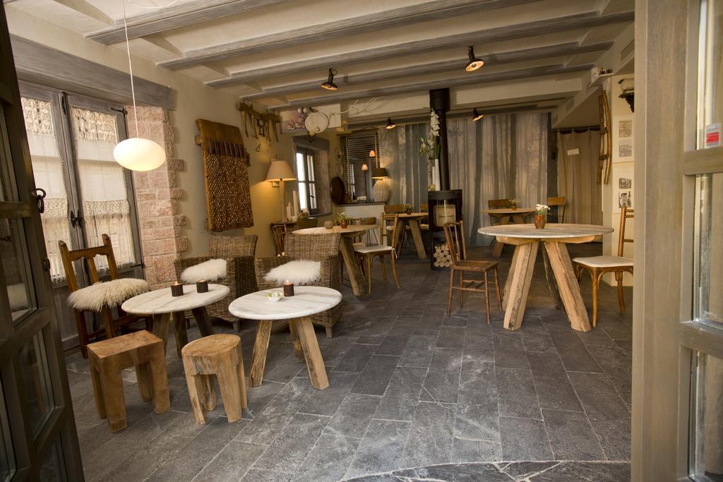 Hostal Alodia Alquézar Exterior foto